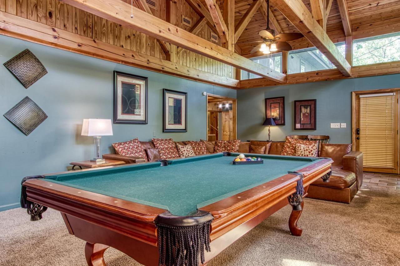 Mountain Lake Lodge, Hot Tub, Theater Room, 1089 Free Tickets Each Paid Day, Dollywood And More Sevierville Kültér fotó