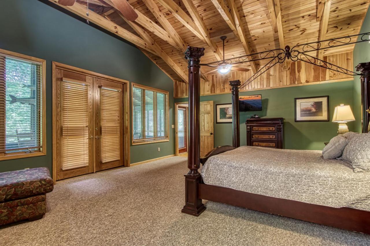 Mountain Lake Lodge, Hot Tub, Theater Room, 1089 Free Tickets Each Paid Day, Dollywood And More Sevierville Kültér fotó