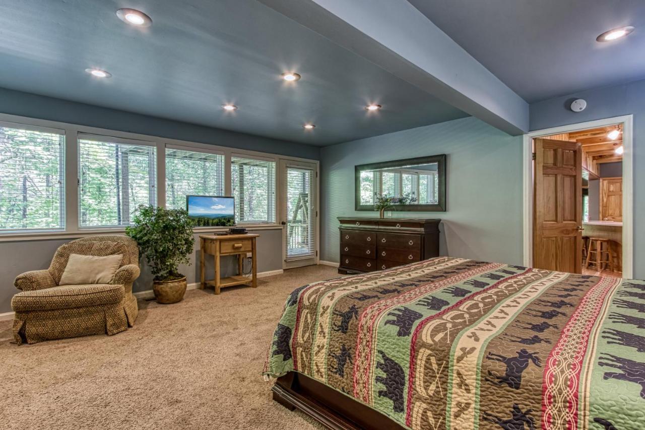 Mountain Lake Lodge, Hot Tub, Theater Room, 1089 Free Tickets Each Paid Day, Dollywood And More Sevierville Kültér fotó